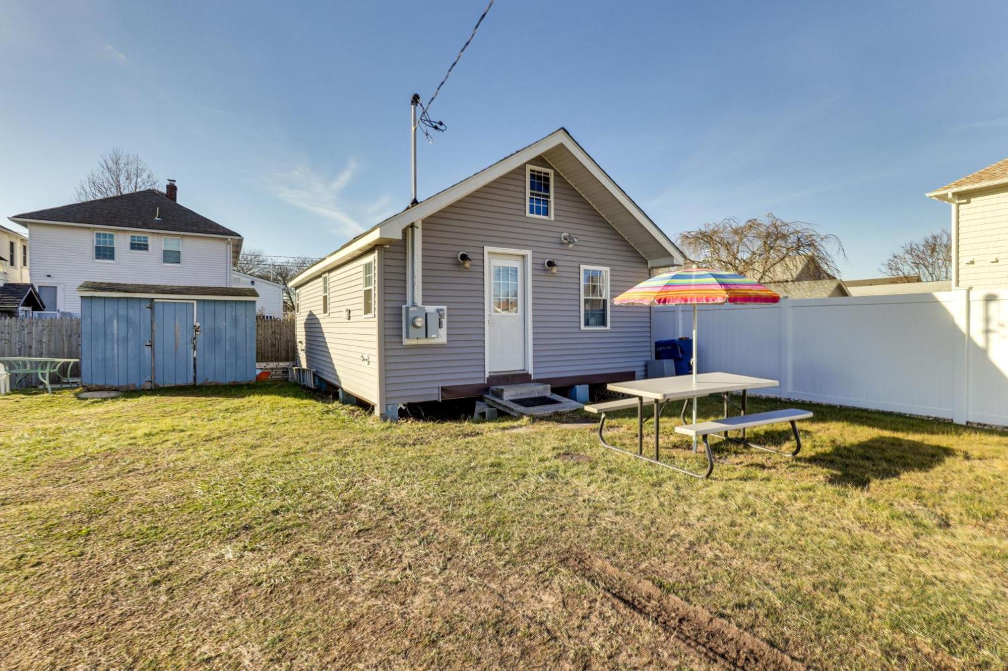 Charming Old Lyme Cottage, Steps To Private Beach! Экстерьер фото
